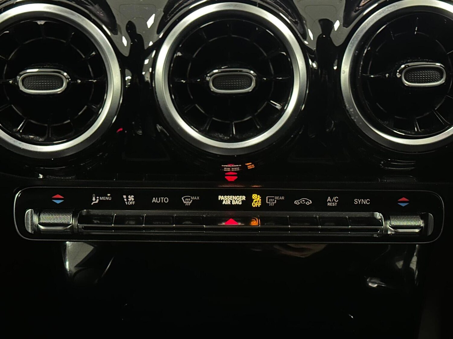 Used Mercedes-Benz A-Class 2020 for sale - 76656031: Photo 27