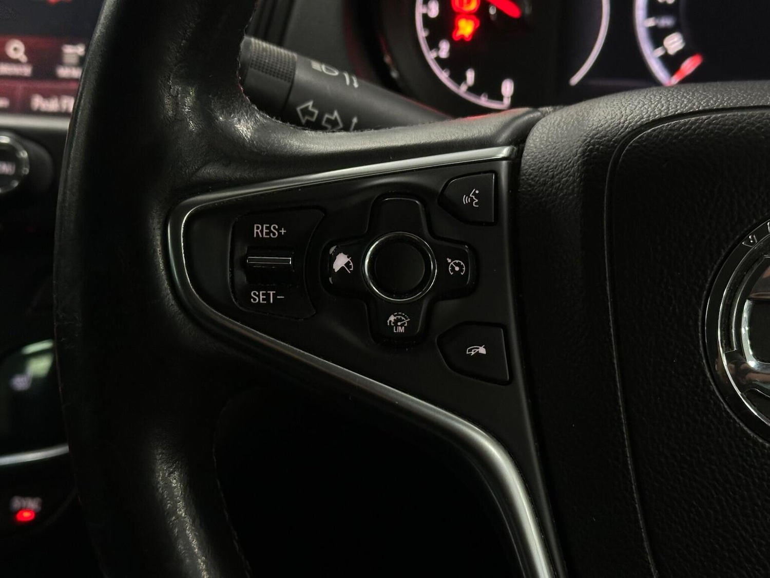 Used Vauxhall Insignia 2015 for sale - 76769736: Photo 12