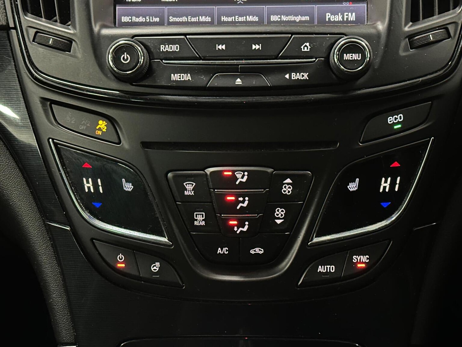 Used Vauxhall Insignia 2015 for sale - 76769736: Photo 16