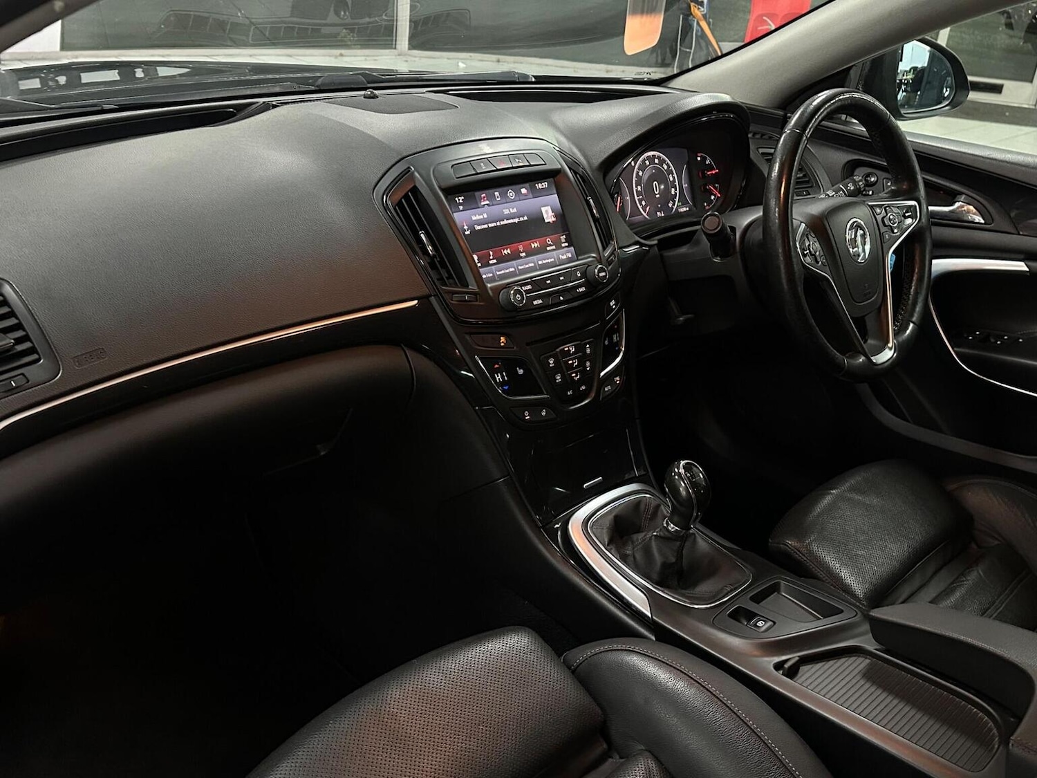 Used Vauxhall Insignia 2015 for sale - 76769736: Photo 26