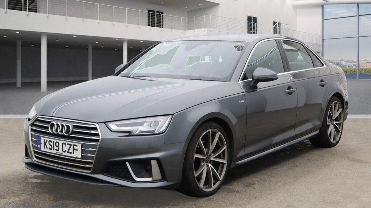 Used Audi A4 2019 for sale - 76656206: Photo 2