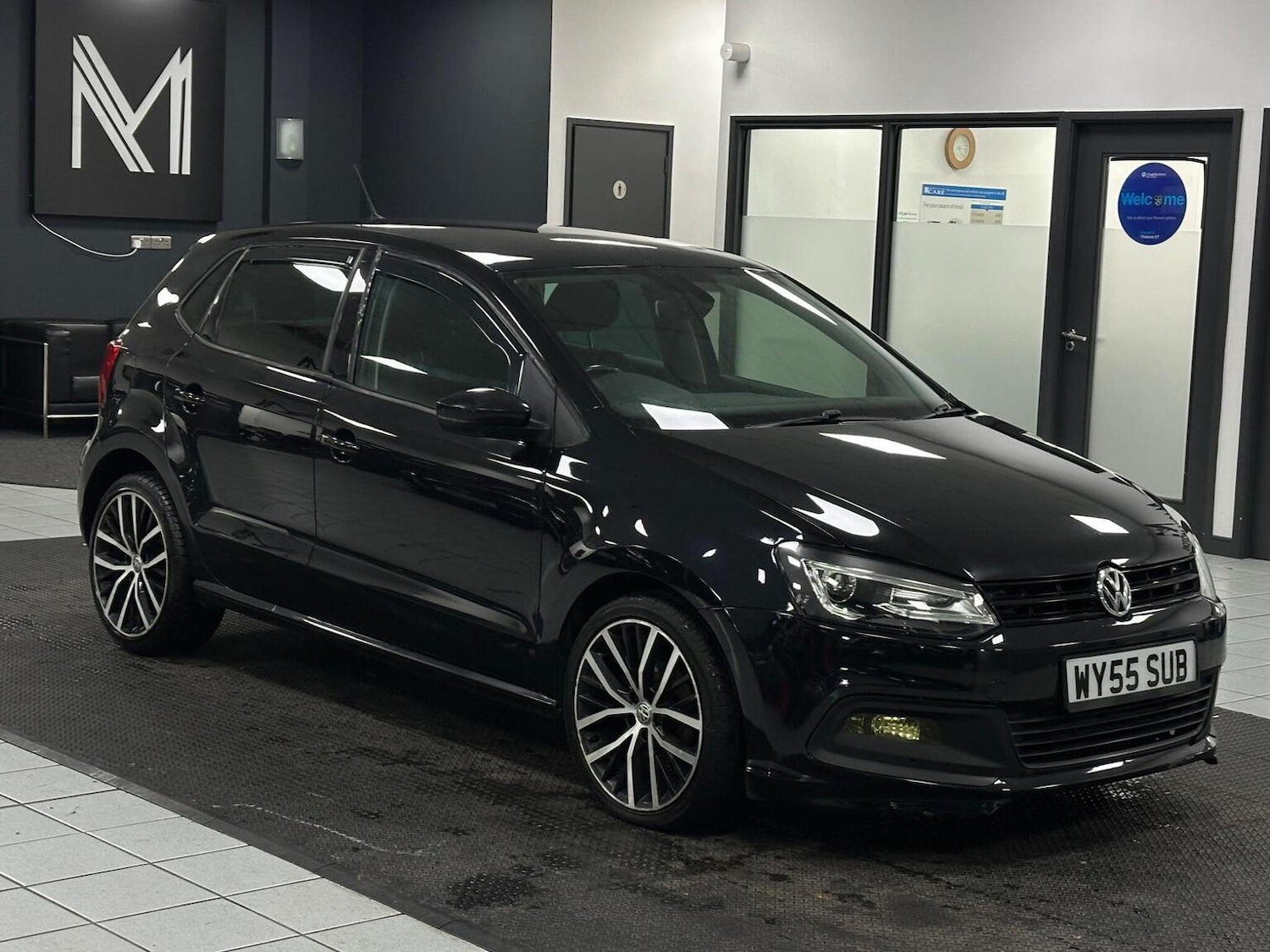 Used Volkswagen Polo 2017 for sale - 76877608: Photo 2