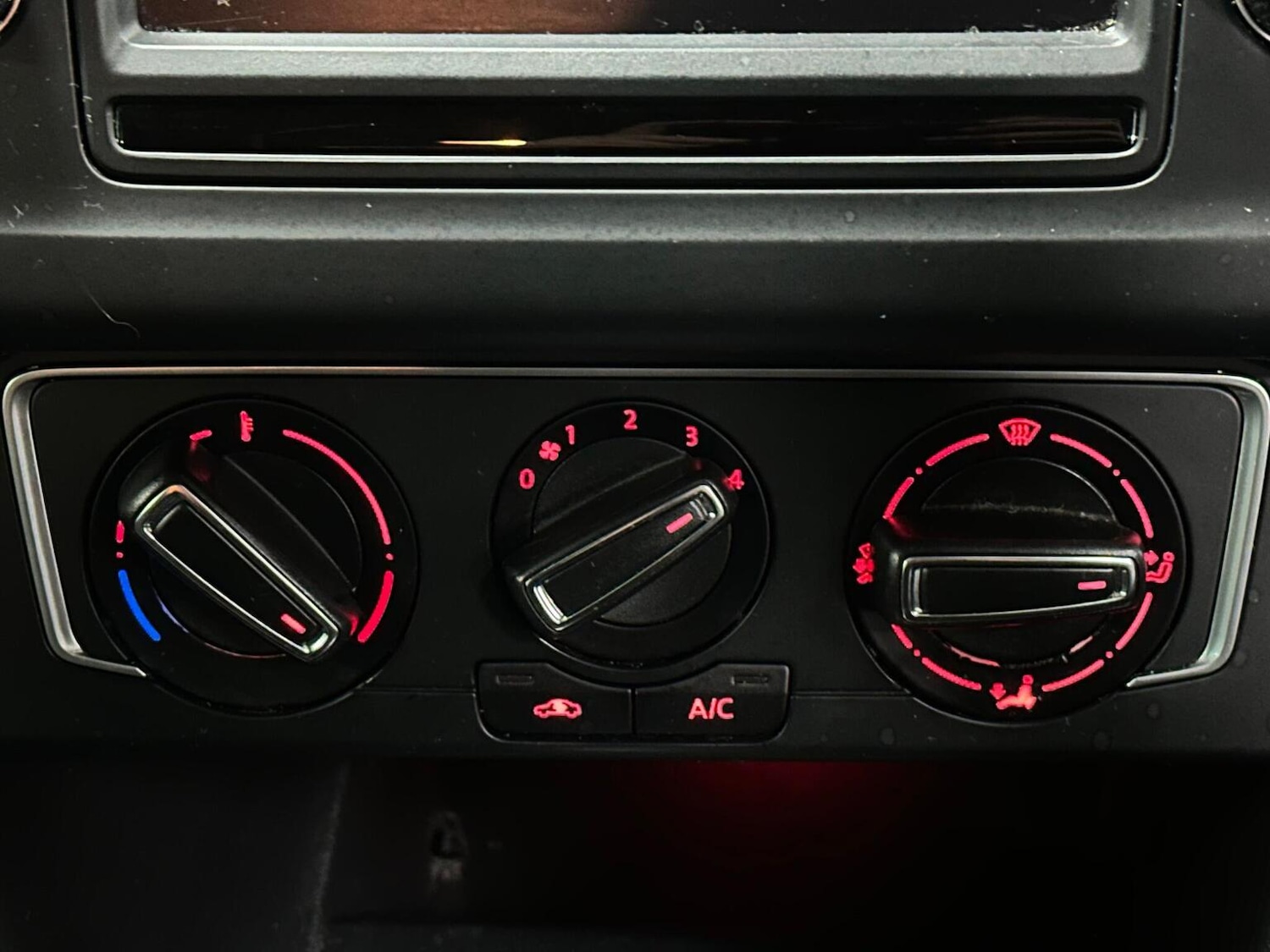 Used Volkswagen Polo 2017 for sale - 76877608: Photo 25