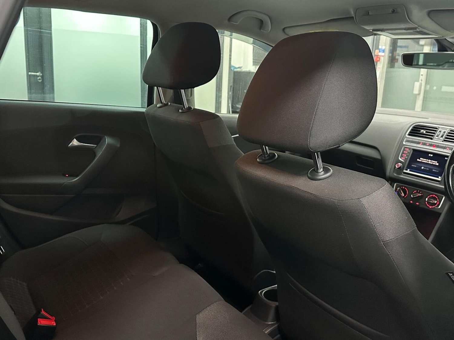 Used Volkswagen Polo 2017 for sale - 76877608: Photo 29