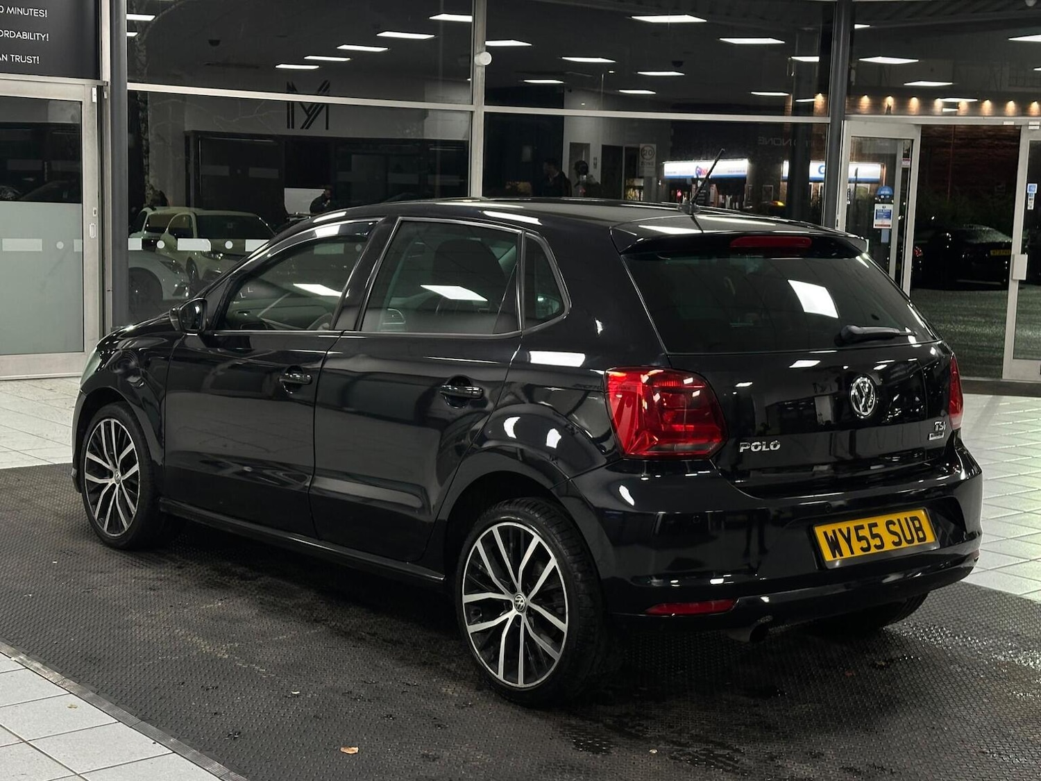 Used Volkswagen Polo 2017 for sale - 76877608: Photo 8