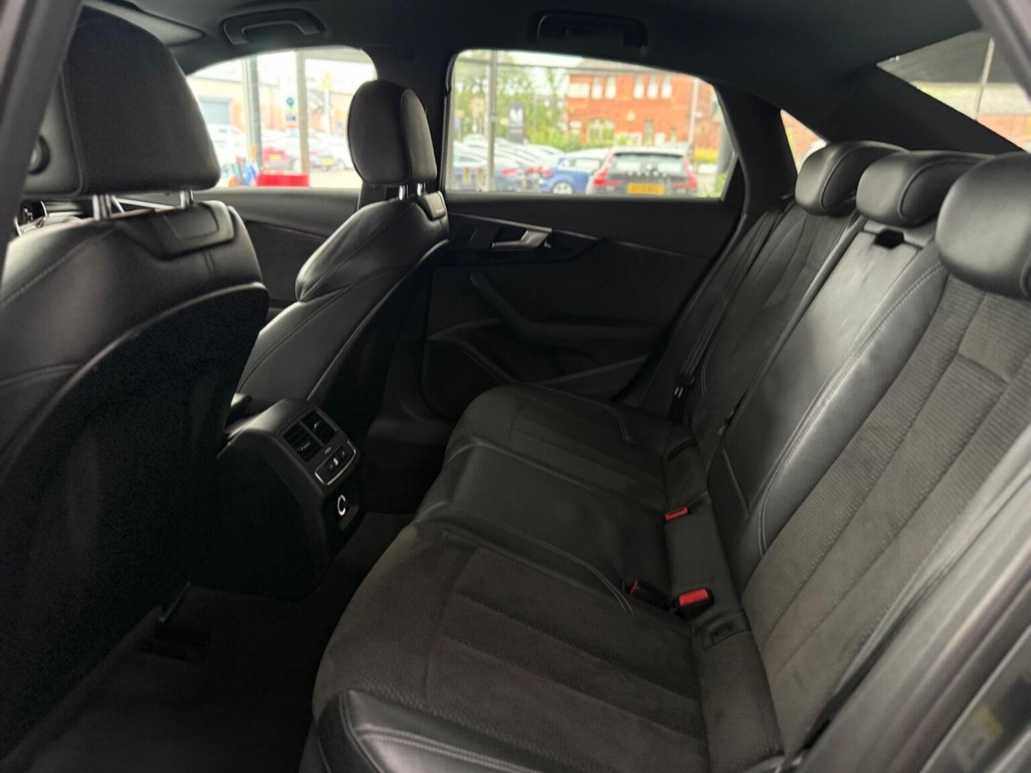 Used Audi A4 2018 for sale - 77233750: Photo 39