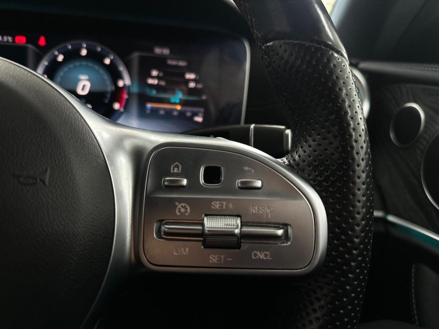 Used Mercedes-Benz E Class 2019 for sale - 76656237: Photo 27