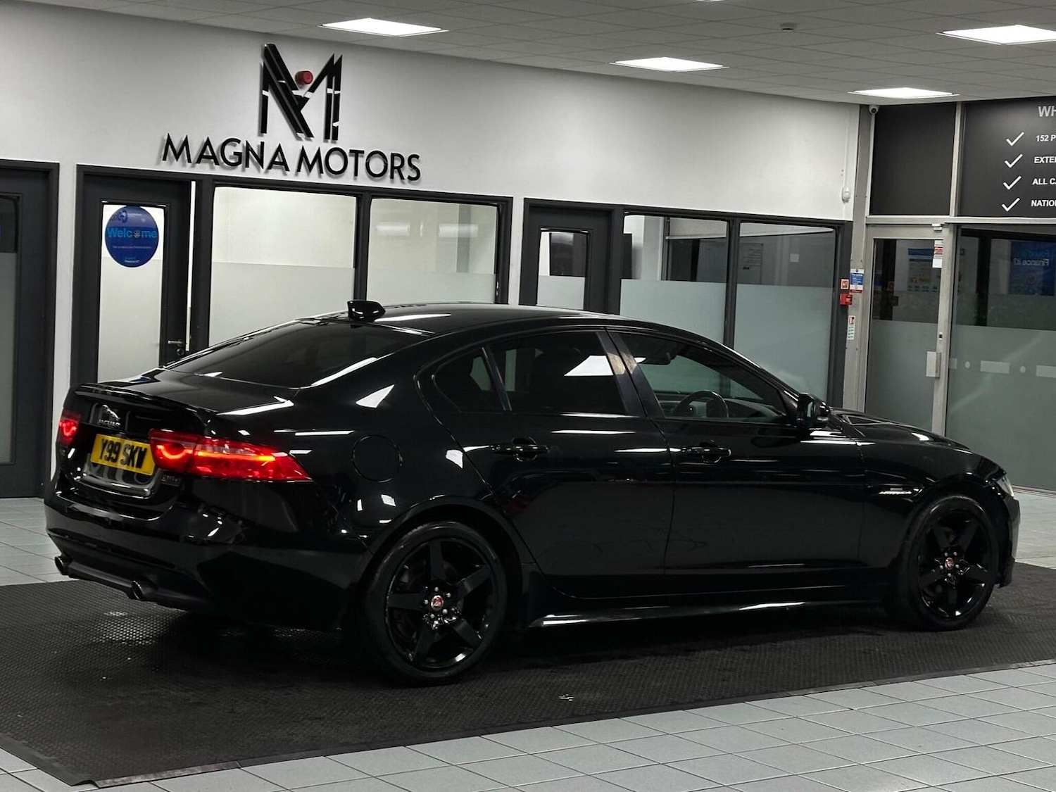 Used Jaguar XE 2017 for sale - 76656240: Photo 14