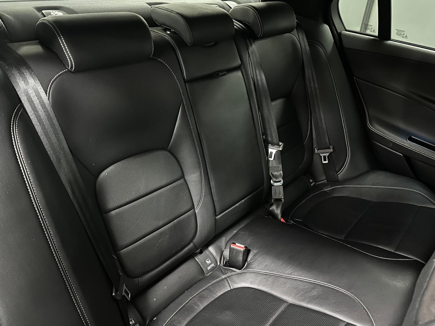 Used Jaguar XE 2017 for sale - 76656240: Photo 32