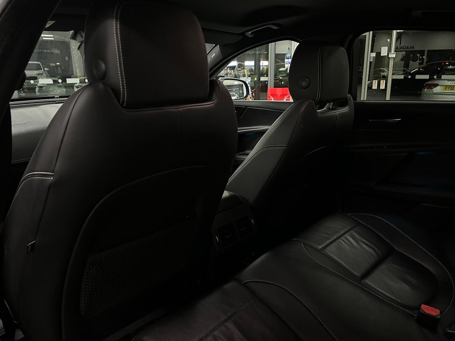 Used Jaguar XE 2017 for sale - 76656240: Photo 33