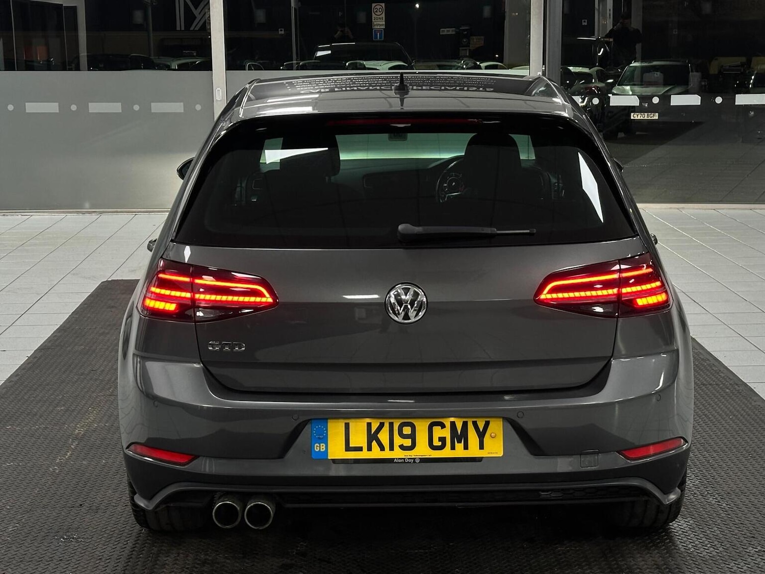 Used Volkswagen Golf 2019 for sale - 76911097: Photo 11