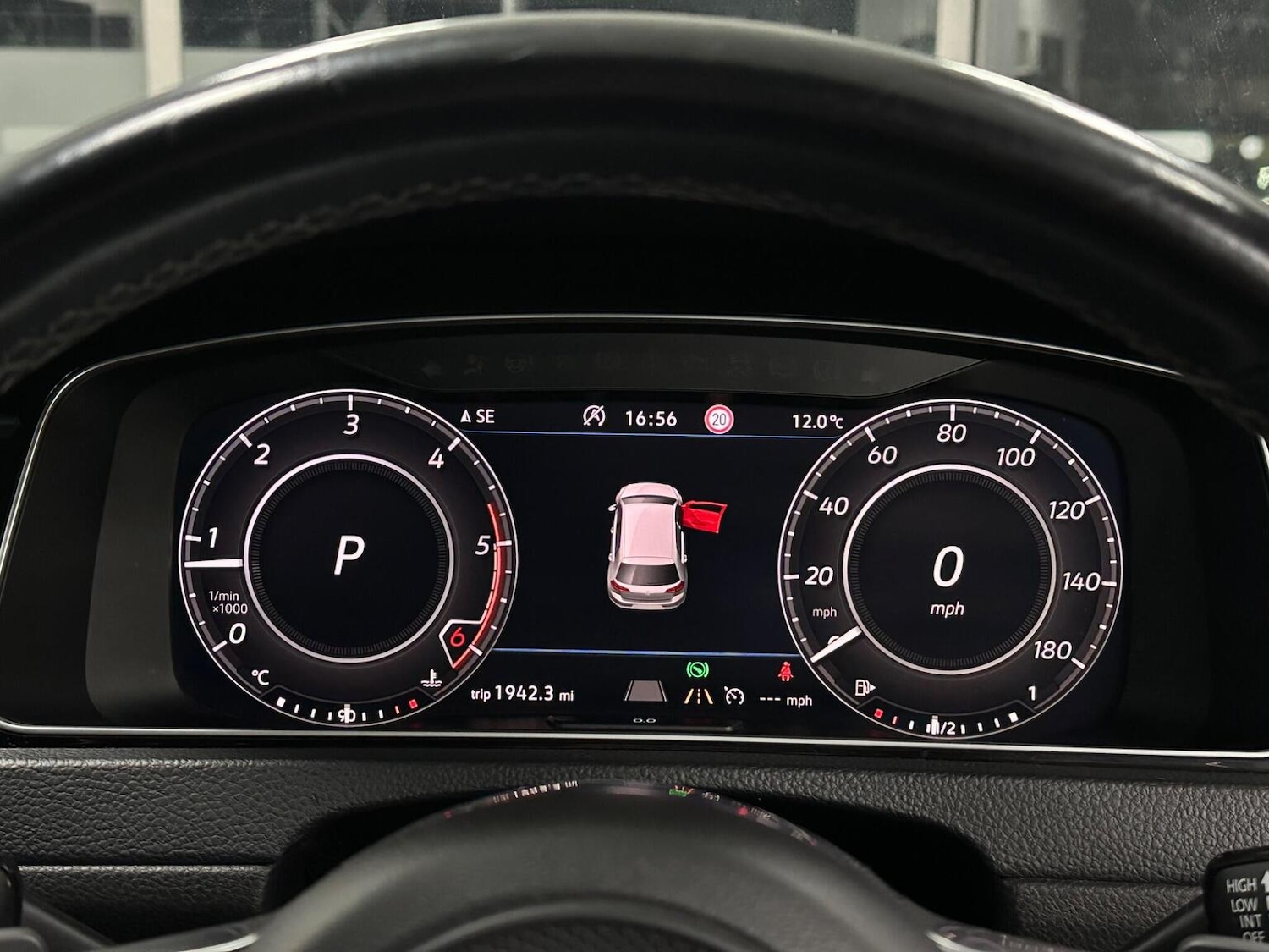 Used Volkswagen Golf 2019 for sale - 76911097: Photo 24