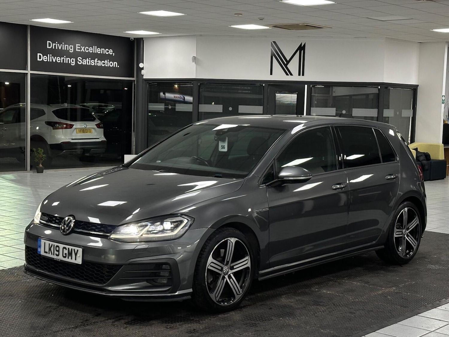 Used Volkswagen Golf 2019 for sale - 76911097: Photo 5