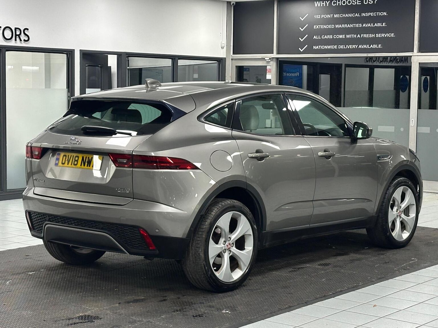 Used Jaguar E-Pace 2018 for sale - 76712672: Photo 12