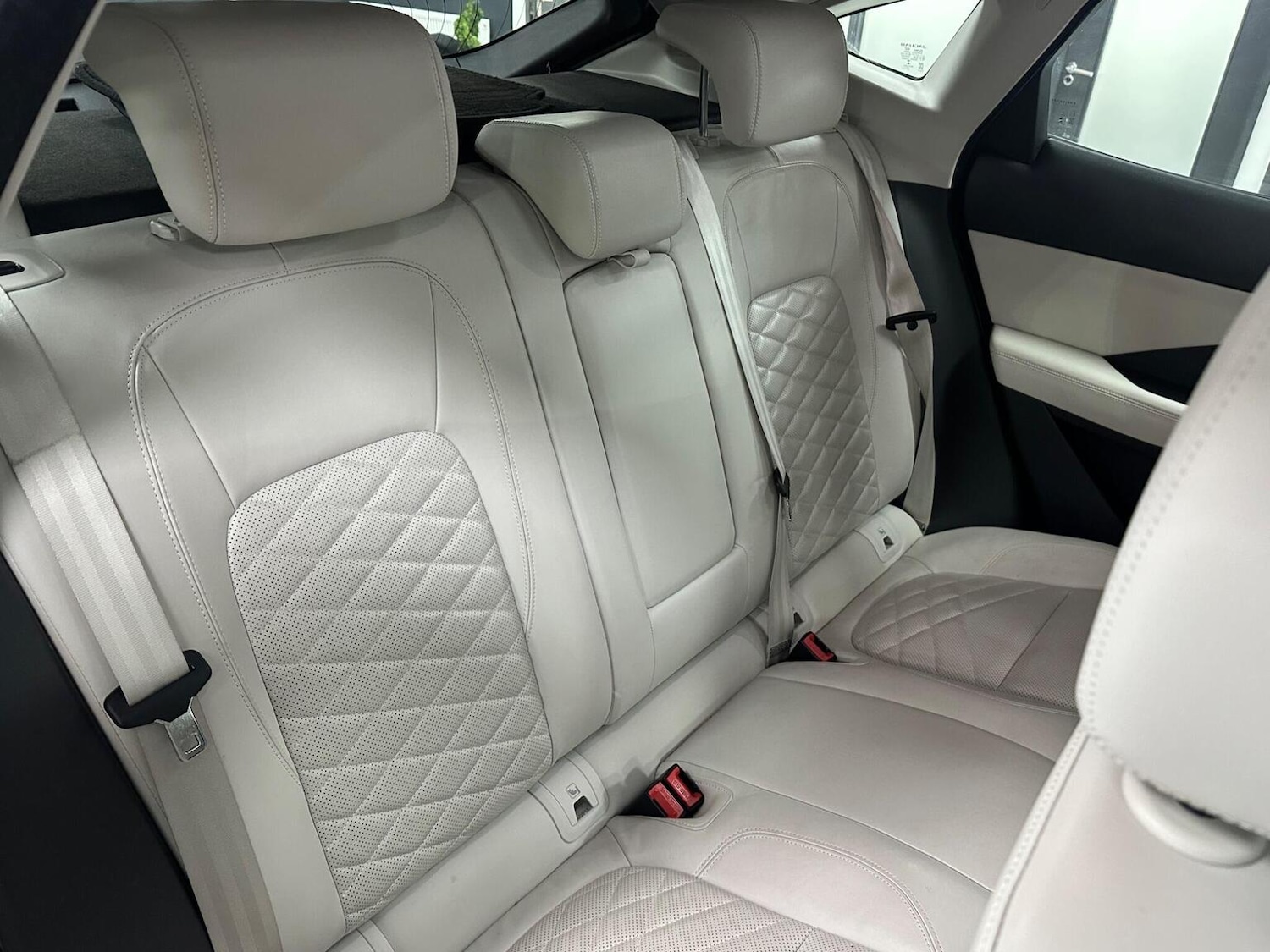 Used Jaguar E-Pace 2018 for sale - 76712672: Photo 35