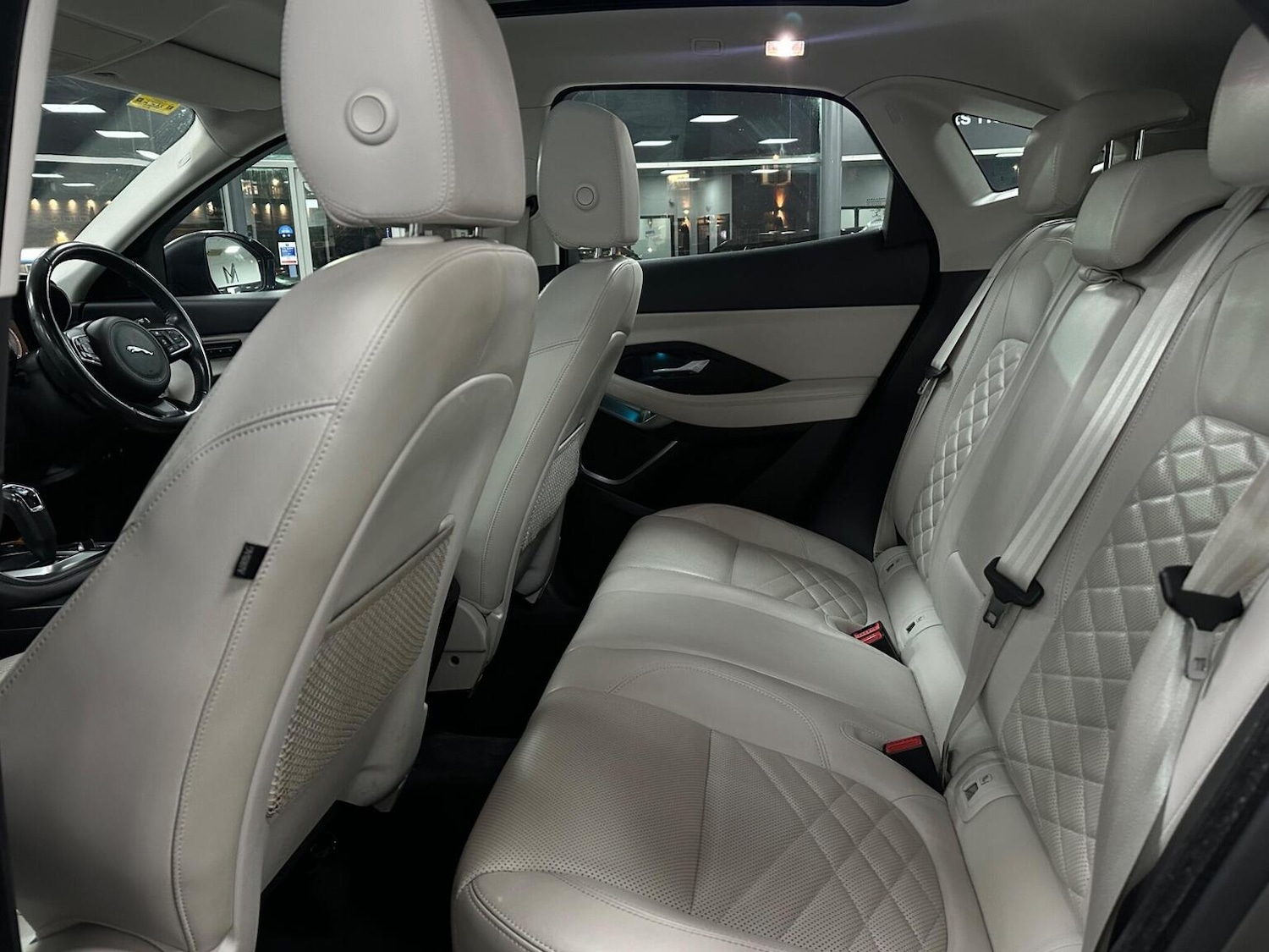 Used Jaguar E-Pace 2018 for sale - 76712672: Photo 37