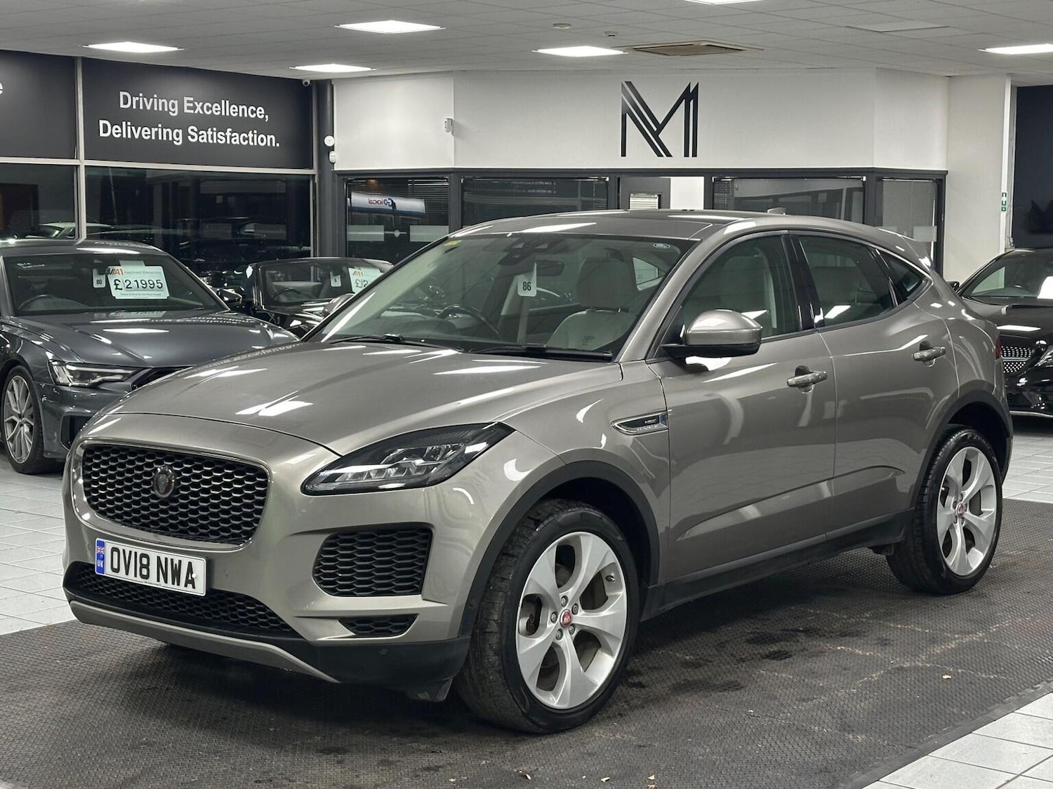 Used Jaguar E-Pace 2018 for sale - 76712672: Photo 5