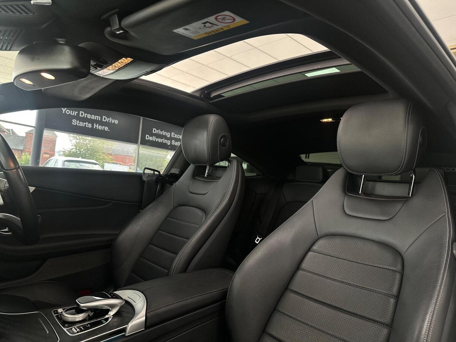 Used Mercedes-Benz C Class 2018 for sale - 76656230: Photo 34