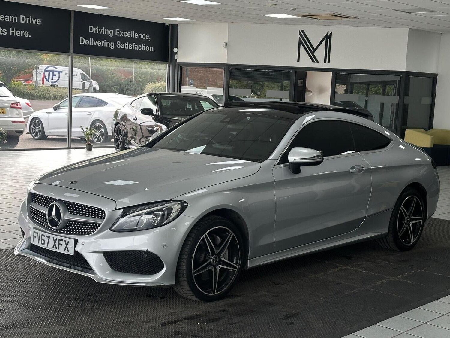 Used Mercedes-Benz C Class 2018 for sale - 76656230: Photo 5