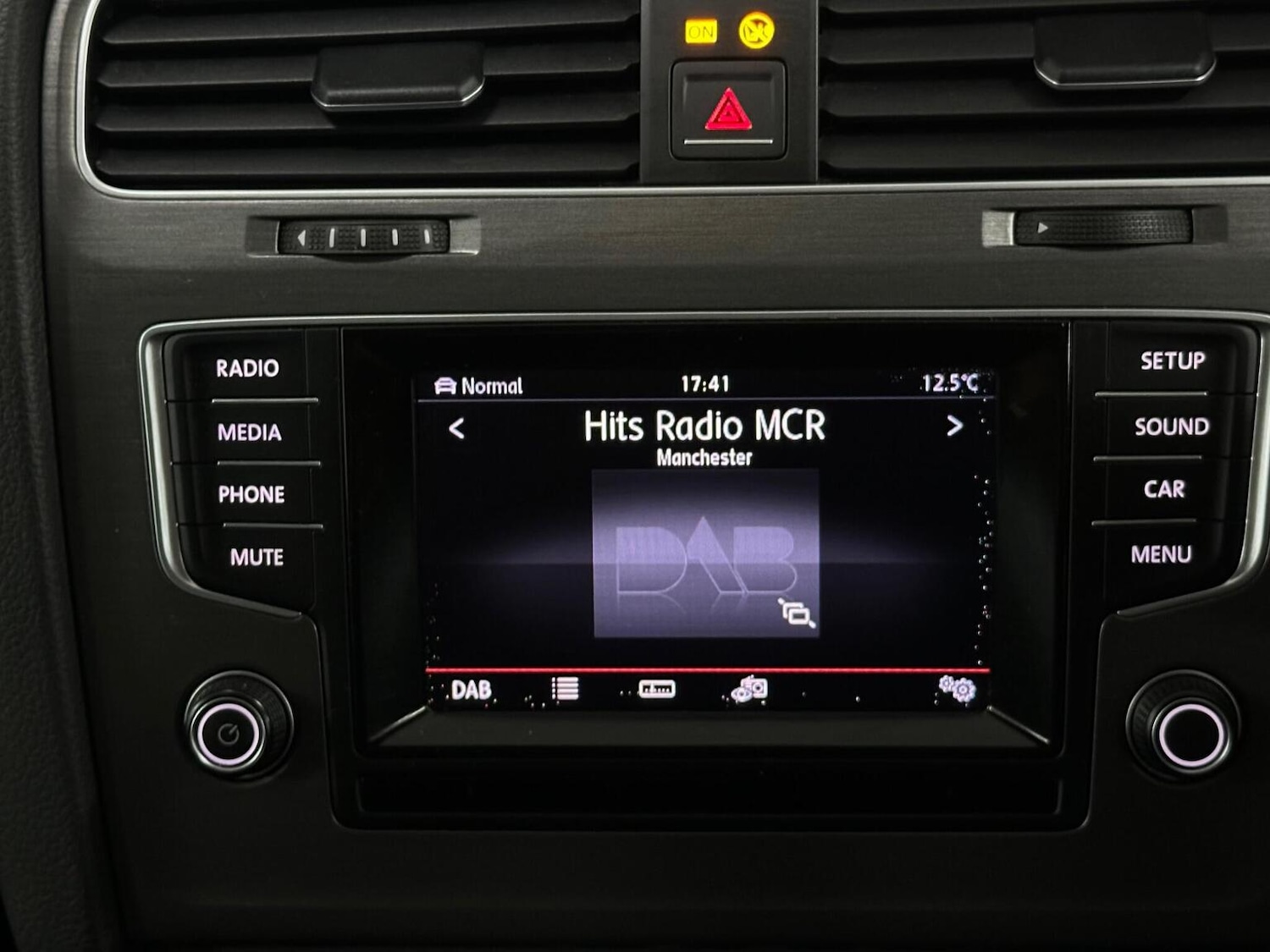 Used Volkswagen Golf 2013 for sale - 76769800: Photo 24