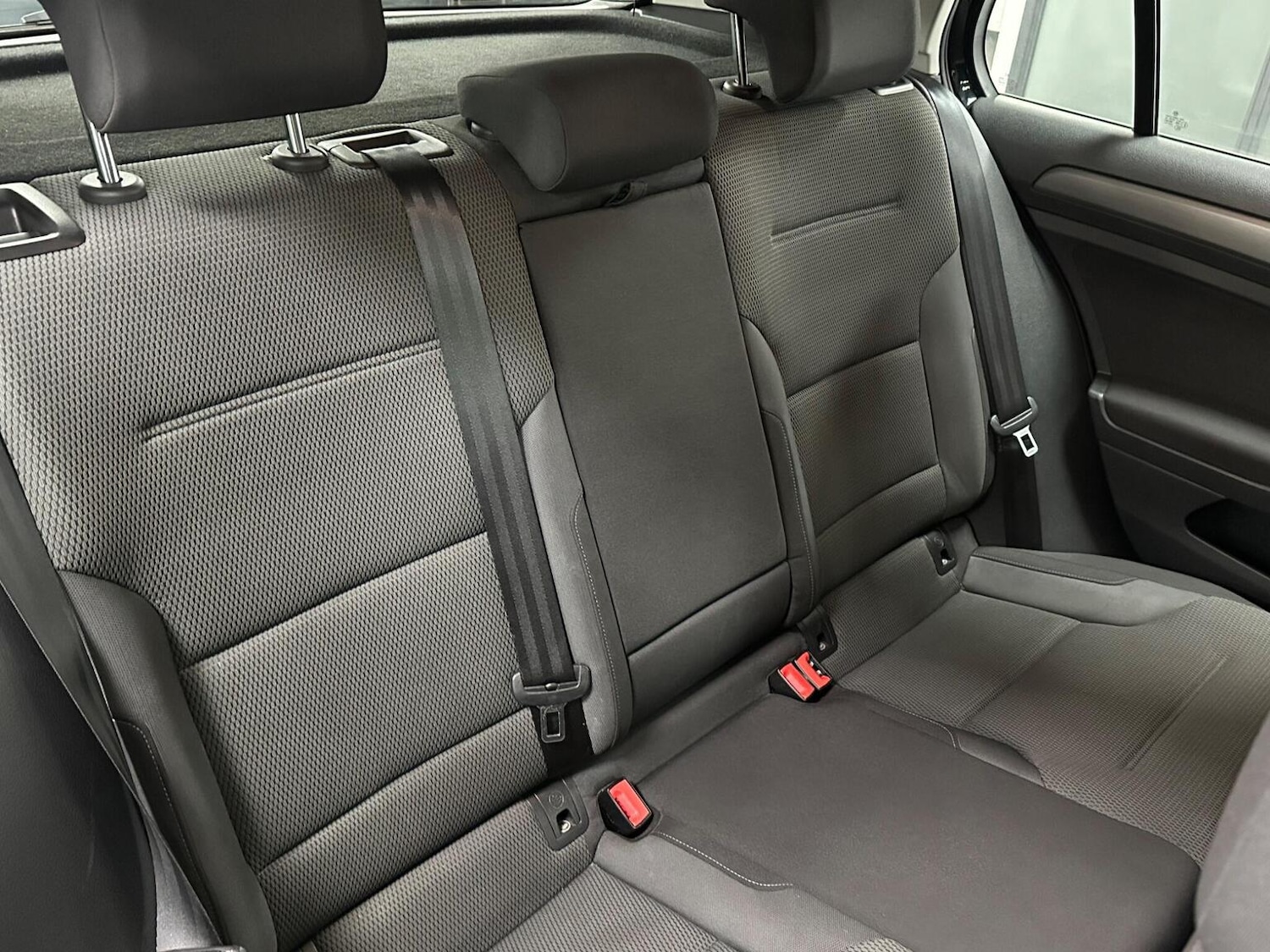 Used Volkswagen Golf 2013 for sale - 76769800: Photo 28