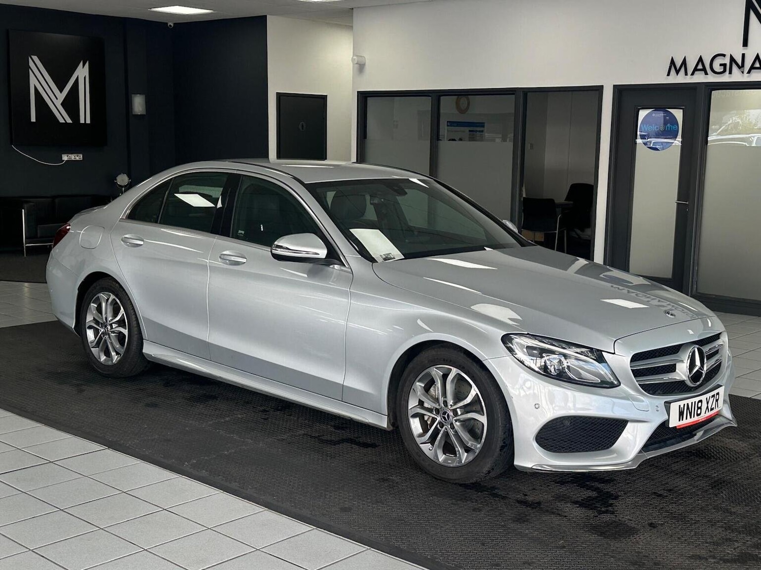 Used Mercedes-Benz C Class 2018 for sale - 76656212: Photo 1