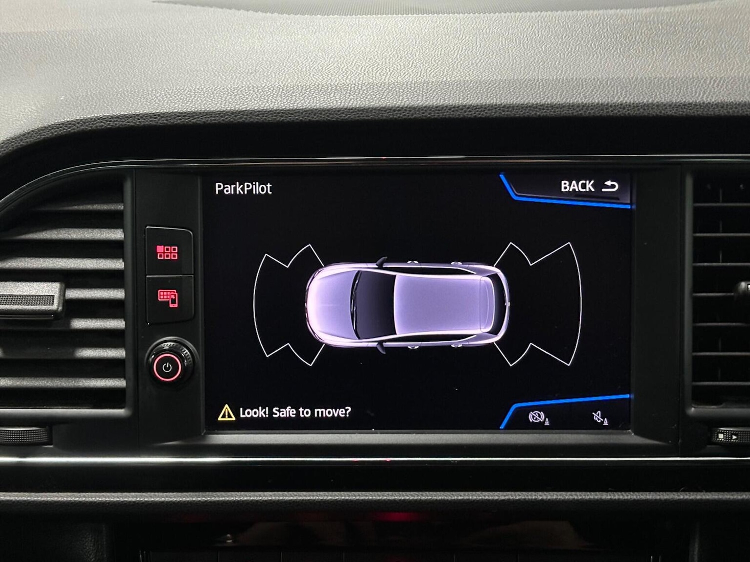 Used SEAT Leon 2019 for sale - 76656216: Photo 30