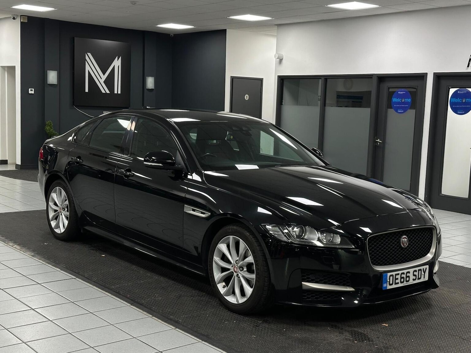 Used Jaguar XF 2017 for sale - 76656229: Photo 1