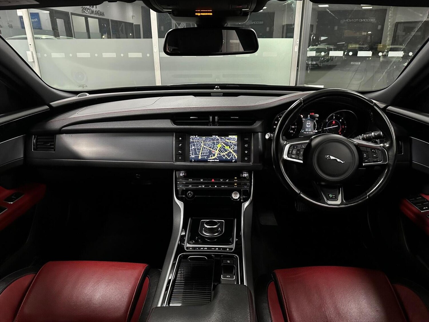 Used Jaguar XF 2017 for sale - 76656229: Photo 17