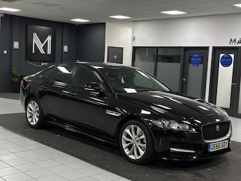 Used Jaguar XF 2017 for sale - 76656229: Photo