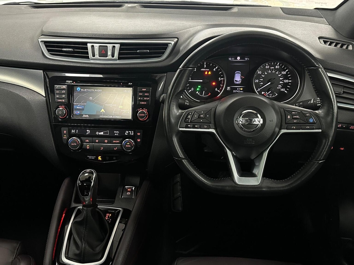 Used Nissan Qashqai 2018 for sale - 77225115: Photo 18