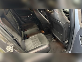 Used Mercedes-Benz GLA 2016 for sale - 76656165: Photo