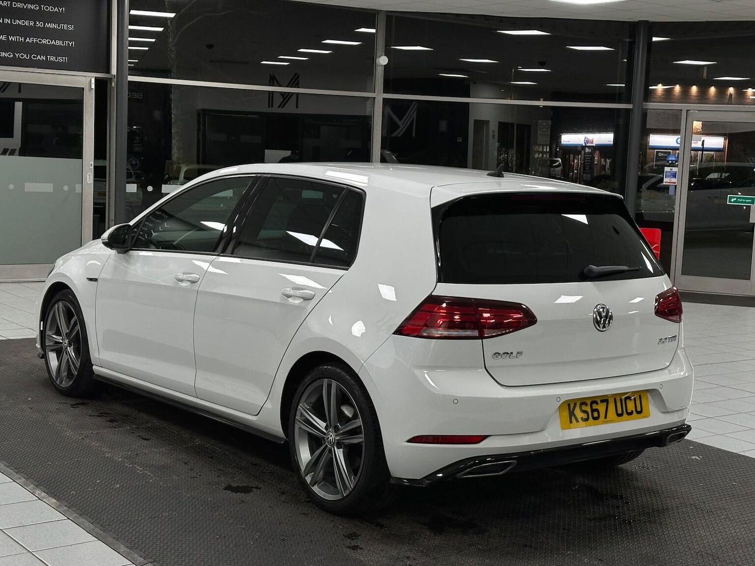 Used Volkswagen Golf 2018 for sale - 76656146: Photo 11