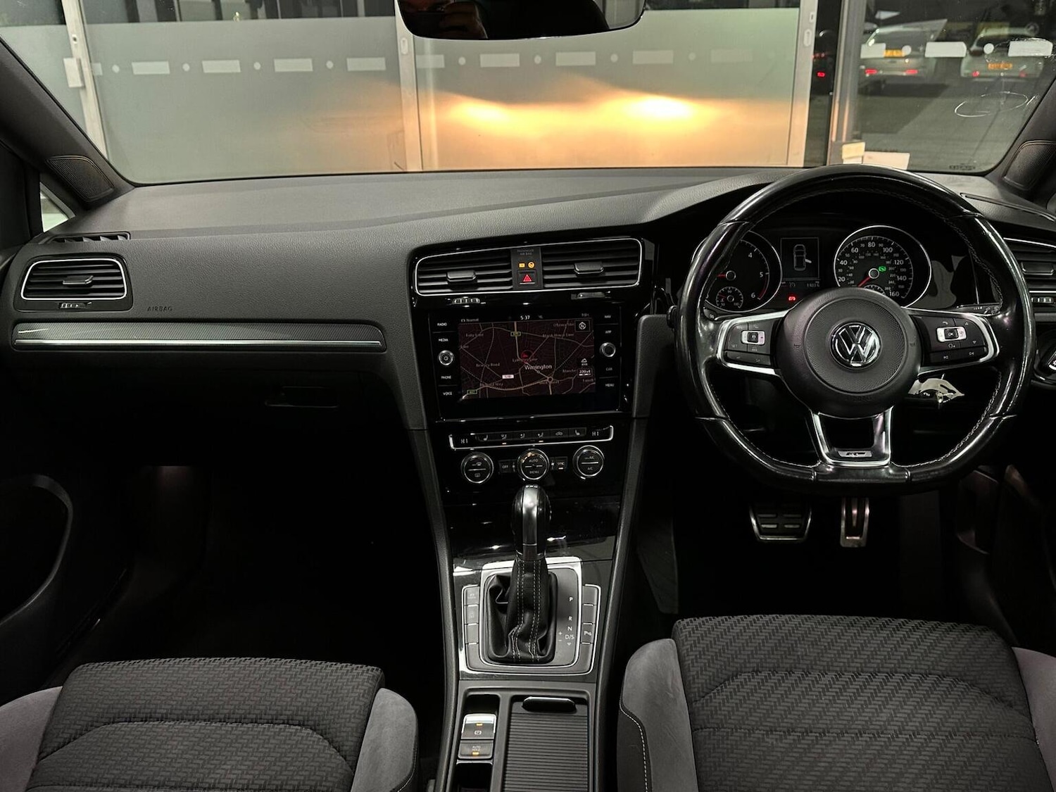 Used Volkswagen Golf 2018 for sale - 76656146: Photo 17