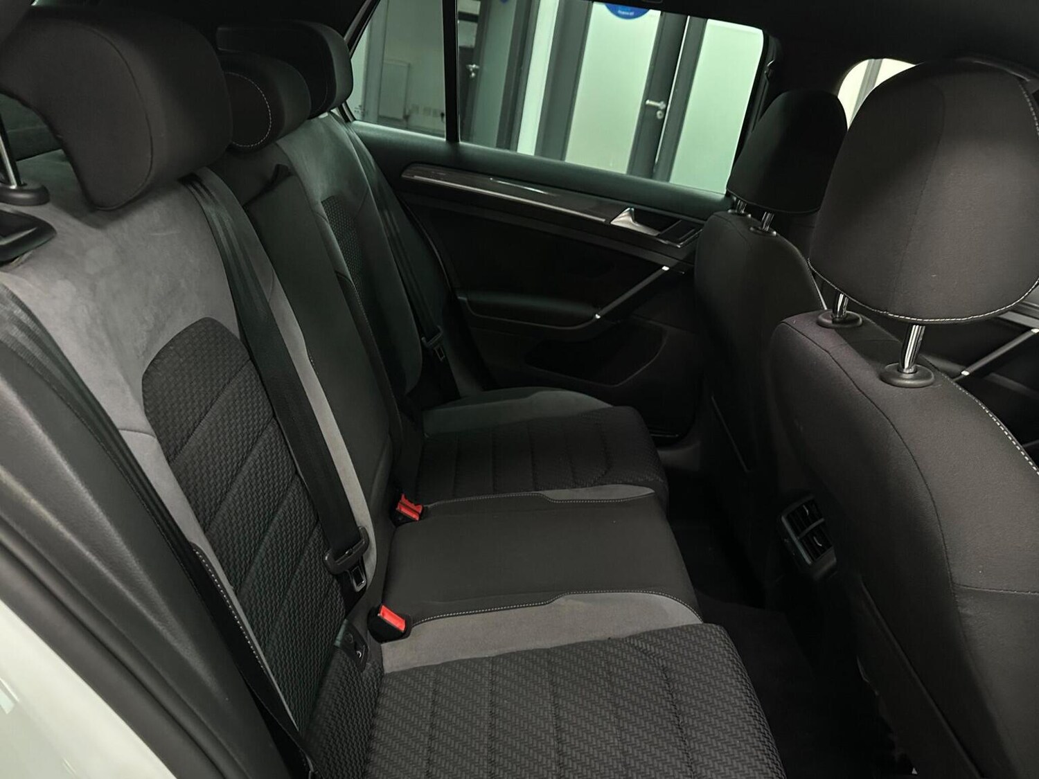 Used Volkswagen Golf 2018 for sale - 76656146: Photo 34