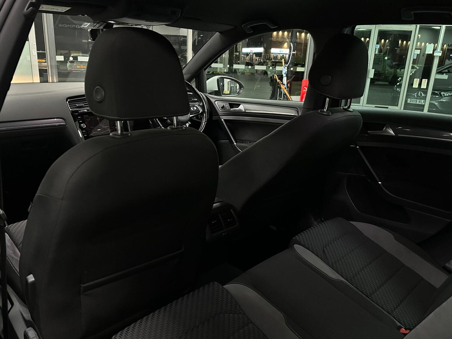 Used Volkswagen Golf 2018 for sale - 76656146: Photo 36