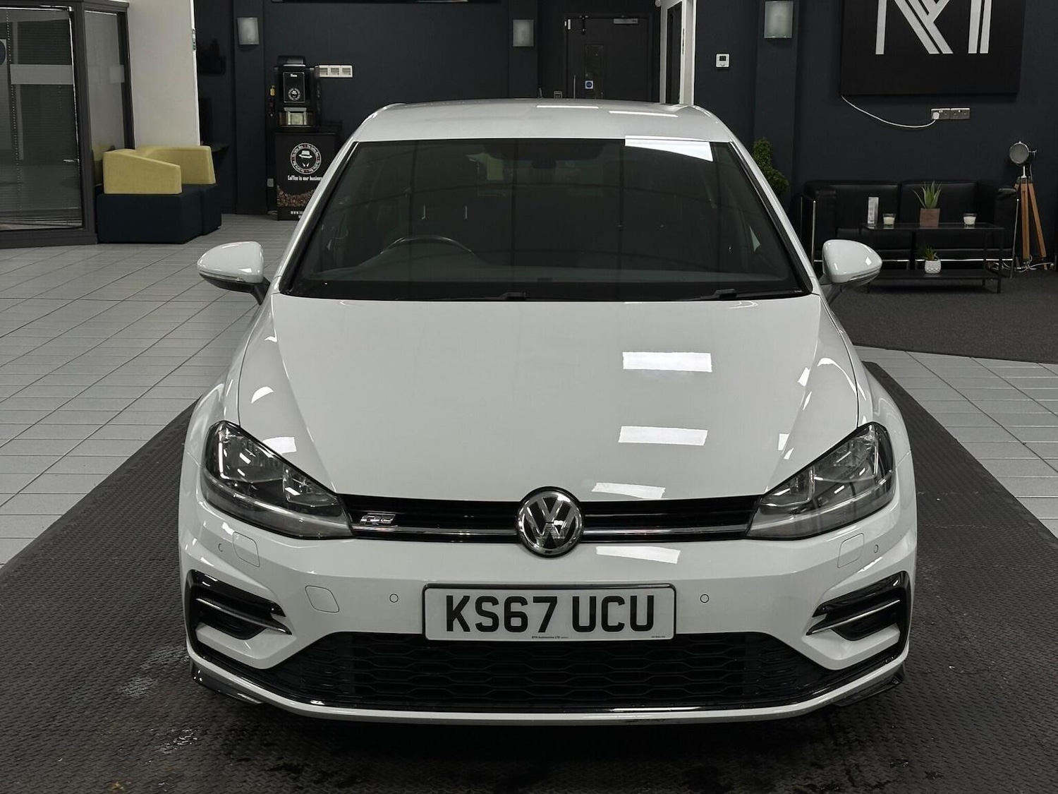 Used Volkswagen Golf 2018 for sale - 76656146: Photo 4