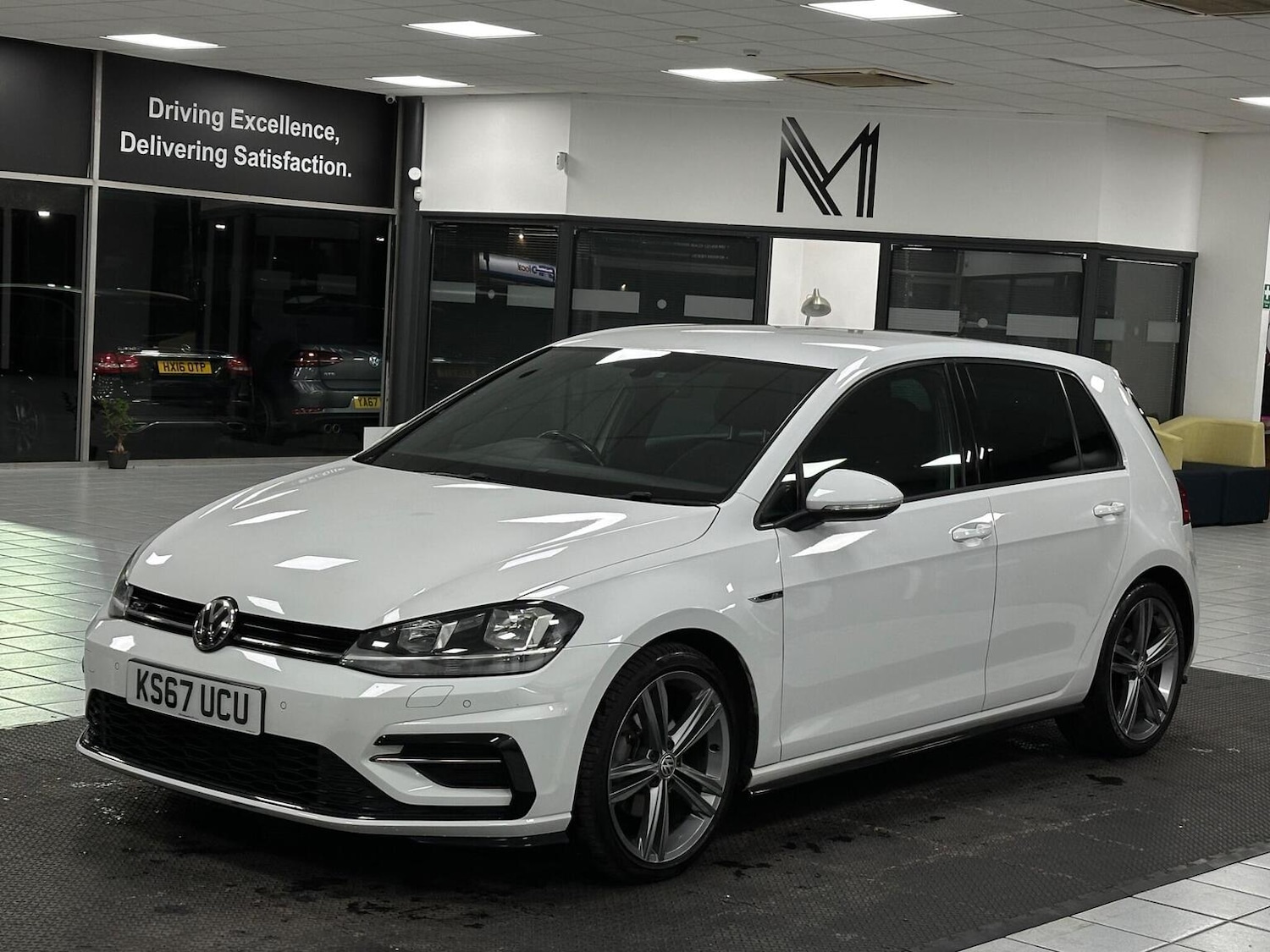 Used Volkswagen Golf 2018 for sale - 76656146: Photo 7