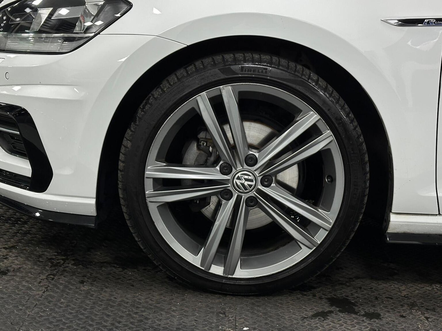 Used Volkswagen Golf 2018 for sale - 76656146: Photo 8