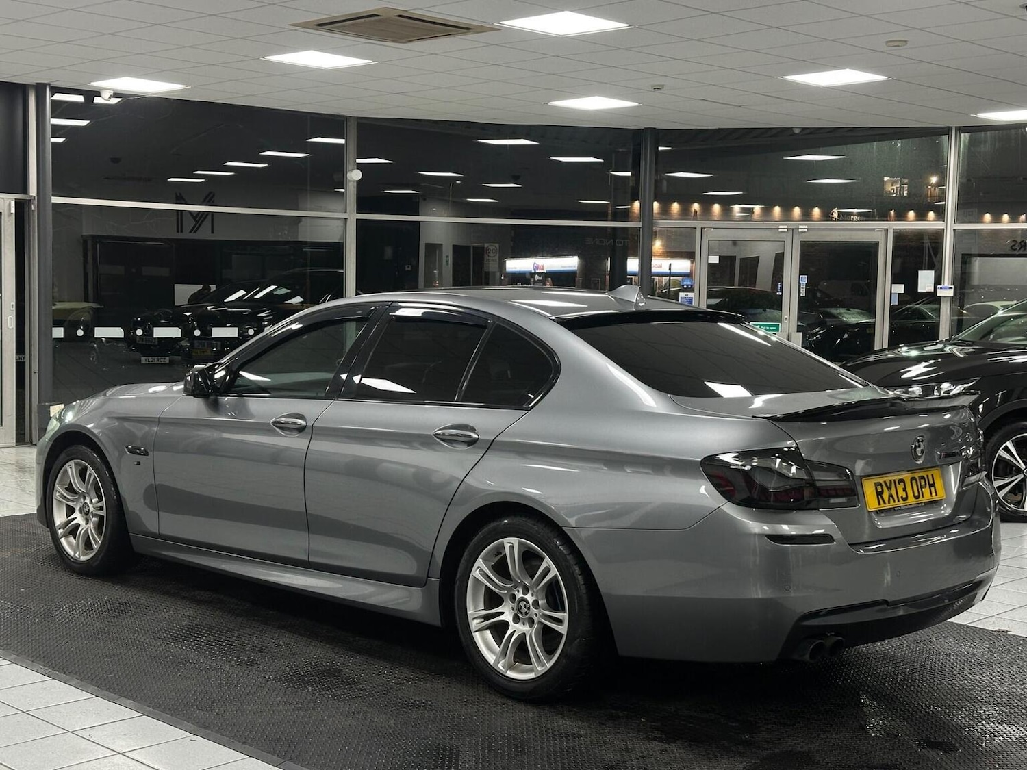 Used BMW 5 Series 2013 for sale - 76951090: Photo 7