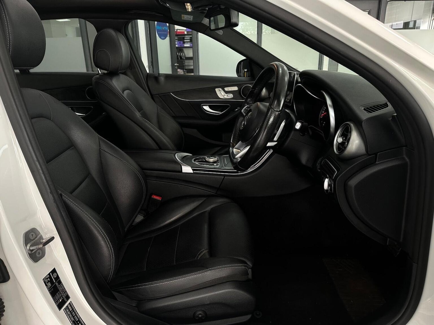 Used Mercedes-Benz C Class 2018 for sale - 76656272: Photo 20