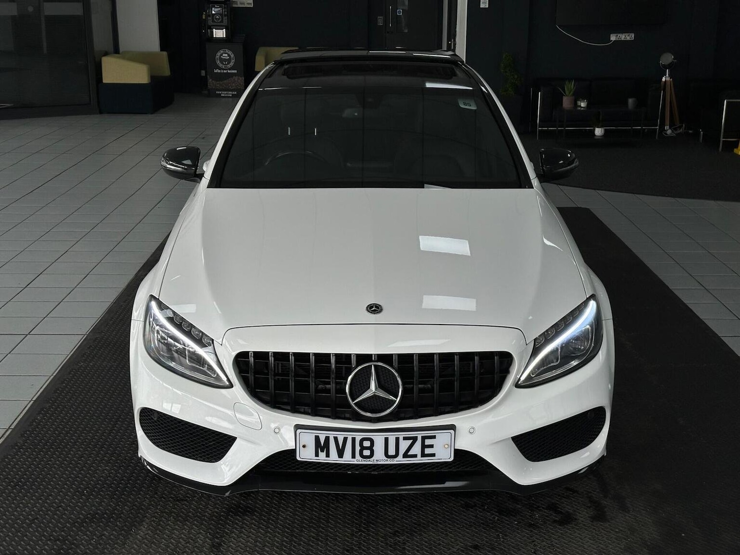 Used Mercedes-Benz C Class 2018 for sale - 76656272: Photo 3