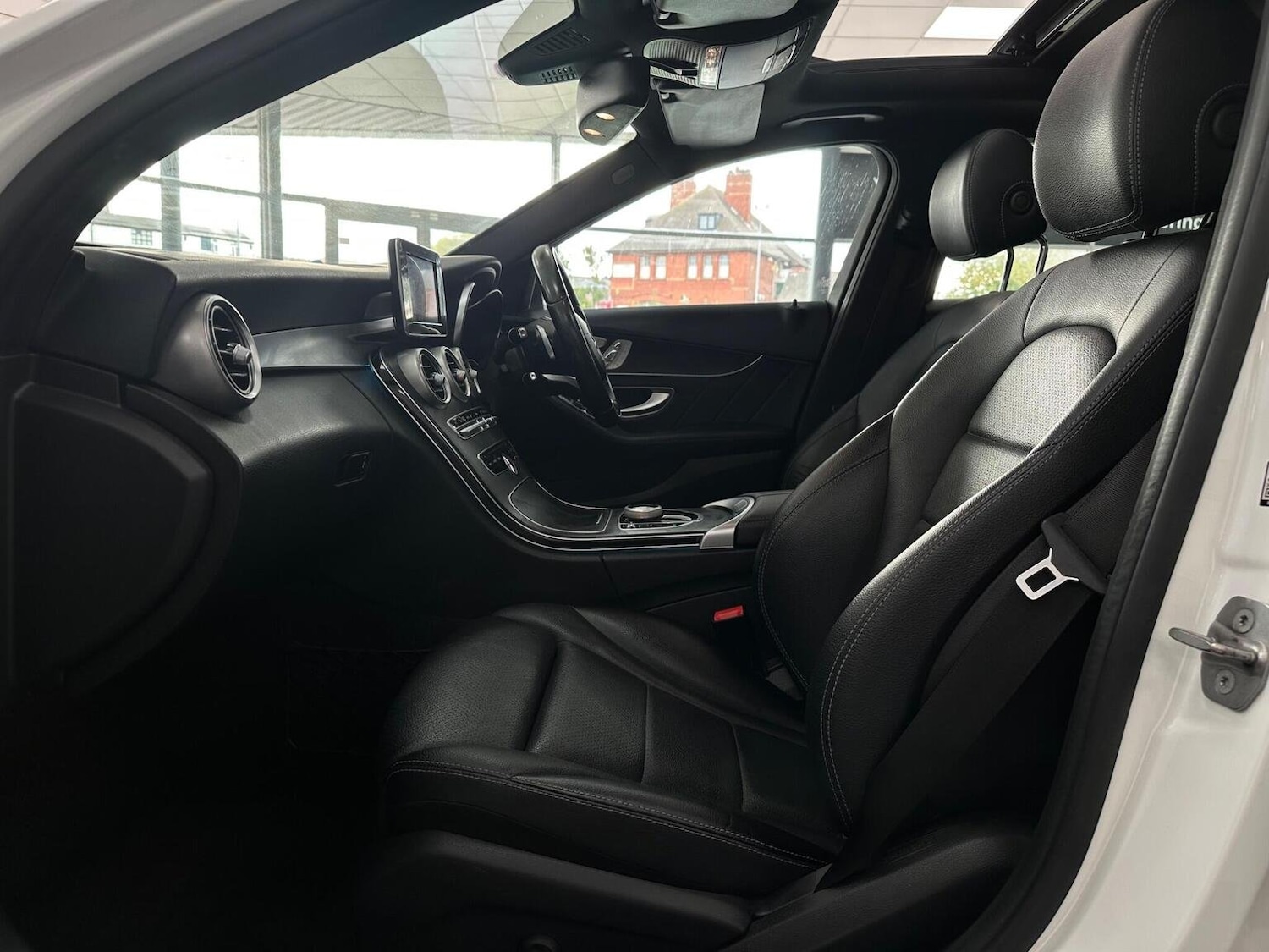 Used Mercedes-Benz C Class 2018 for sale - 76656272: Photo 40