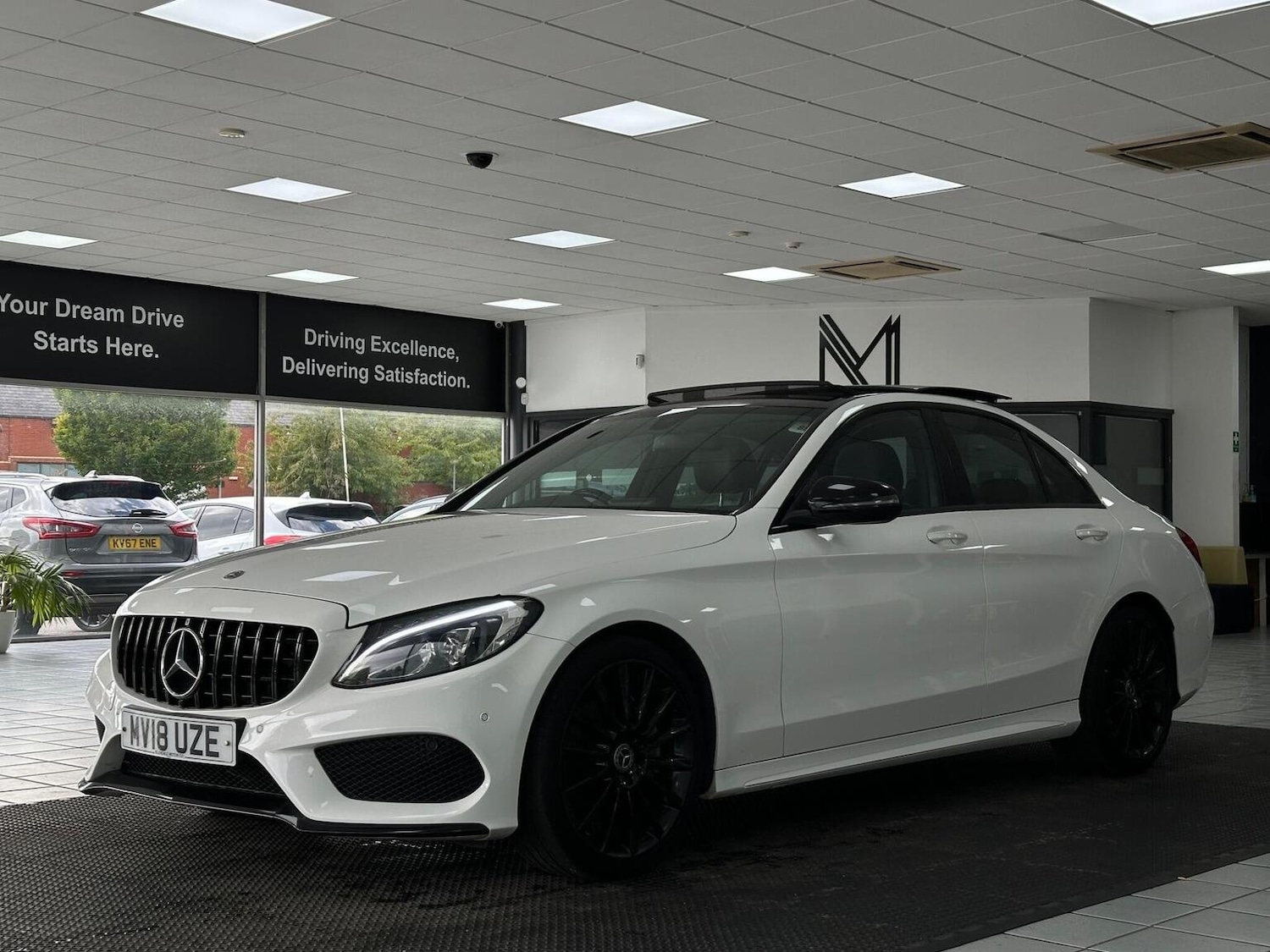 Used Mercedes-Benz C Class 2018 for sale - 76656272: Photo 7