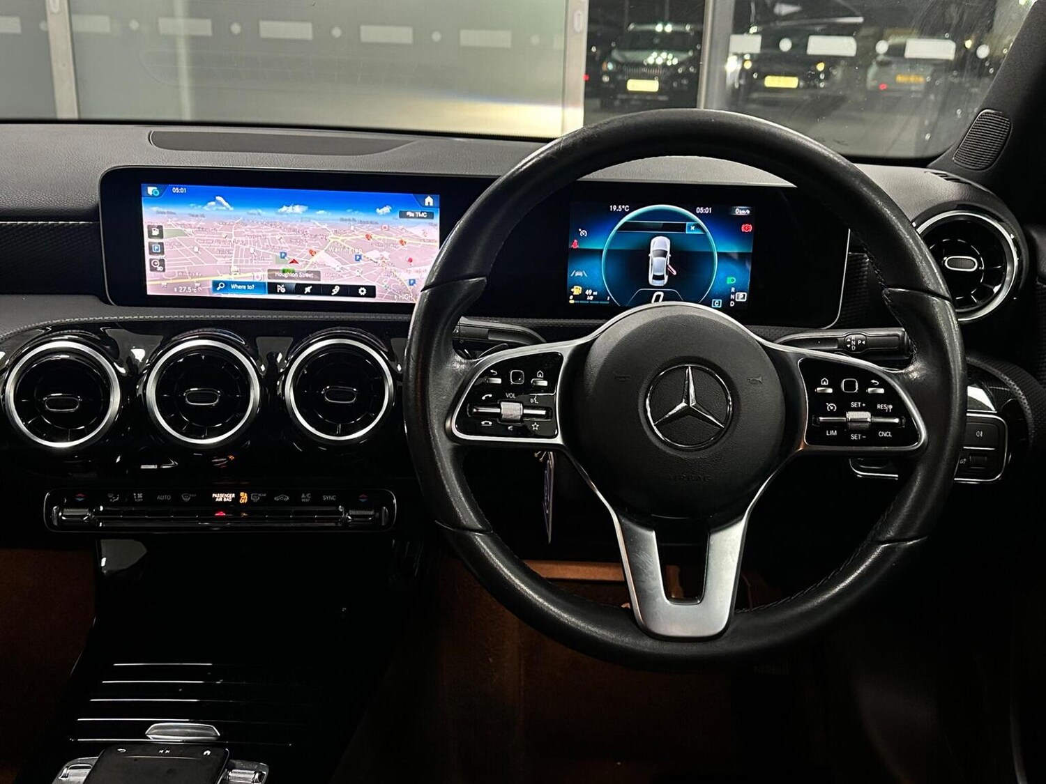 Used Mercedes-Benz A-Class 2019 for sale - 76656162: Photo 17