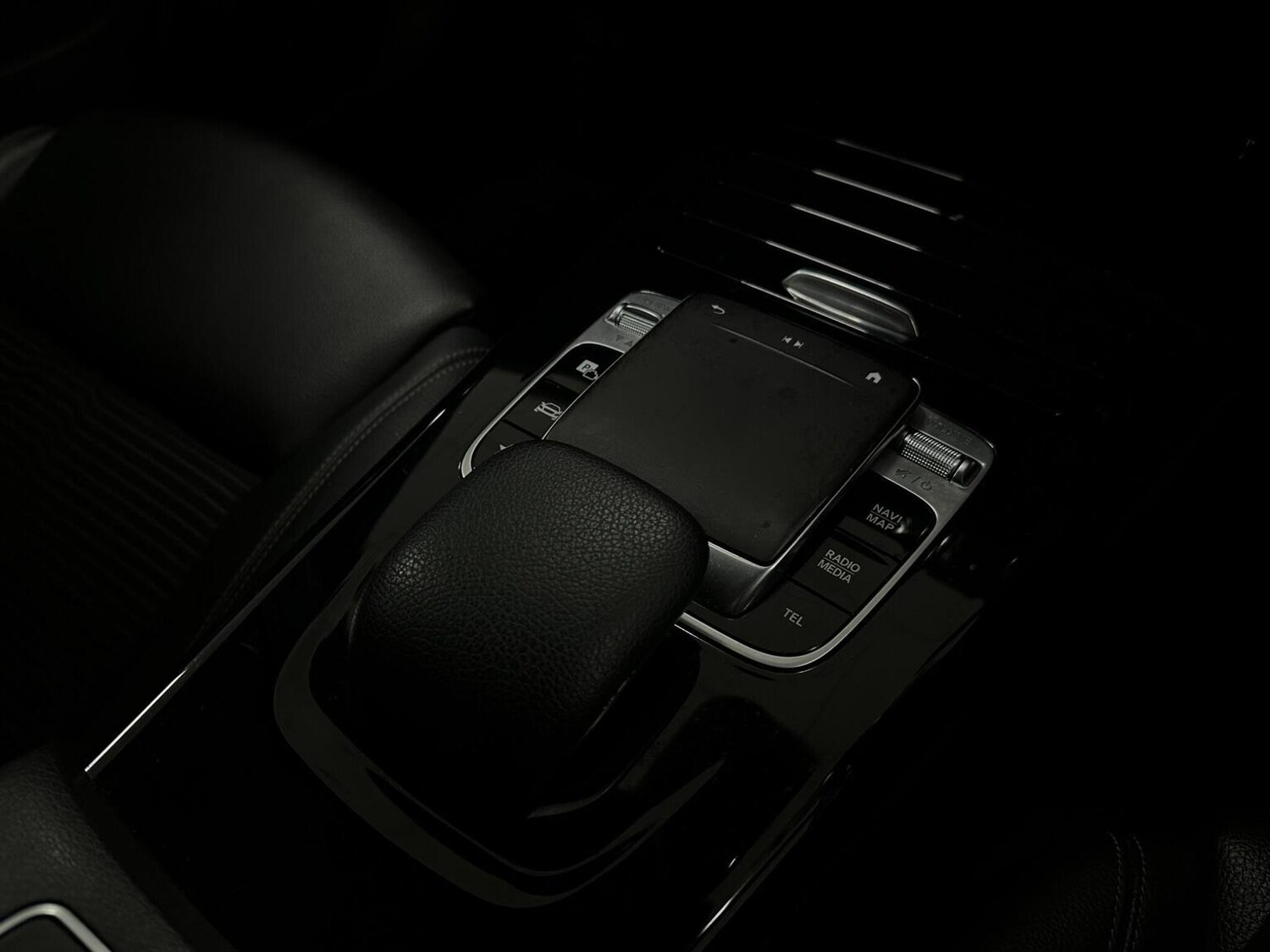 Used Mercedes-Benz A-Class 2019 for sale - 76656162: Photo 23