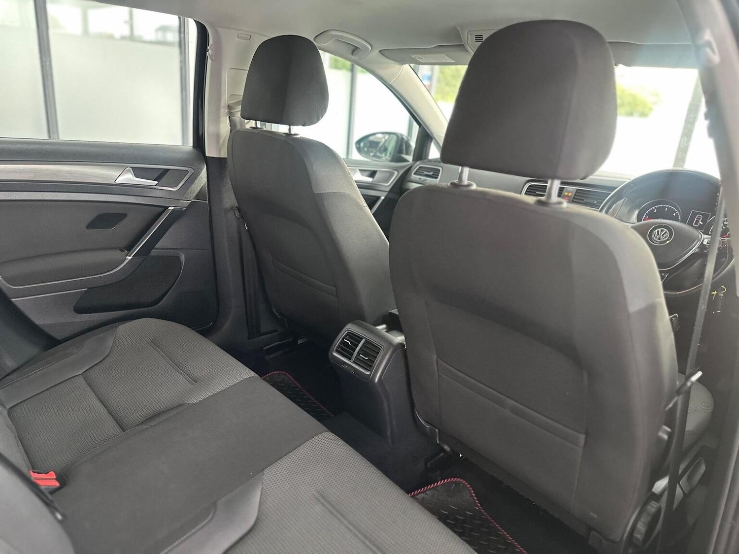 Used Volkswagen Golf 2013 for sale - 76957882: Photo 28