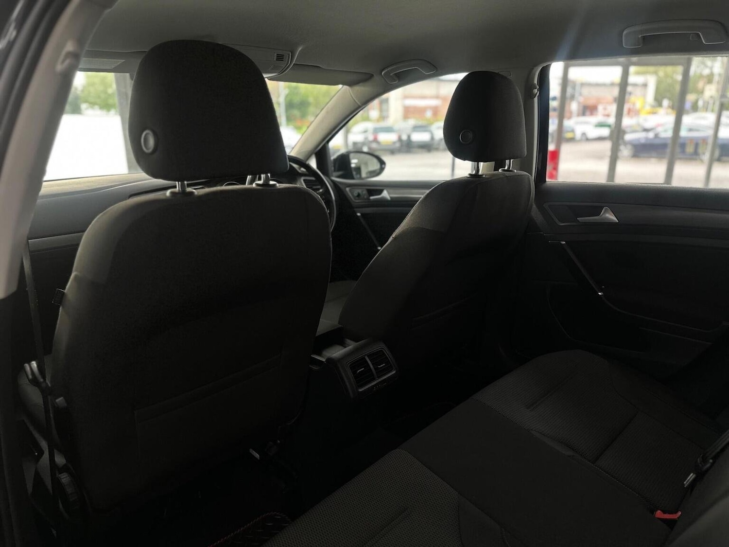 Used Volkswagen Golf 2013 for sale - 76957882: Photo 31