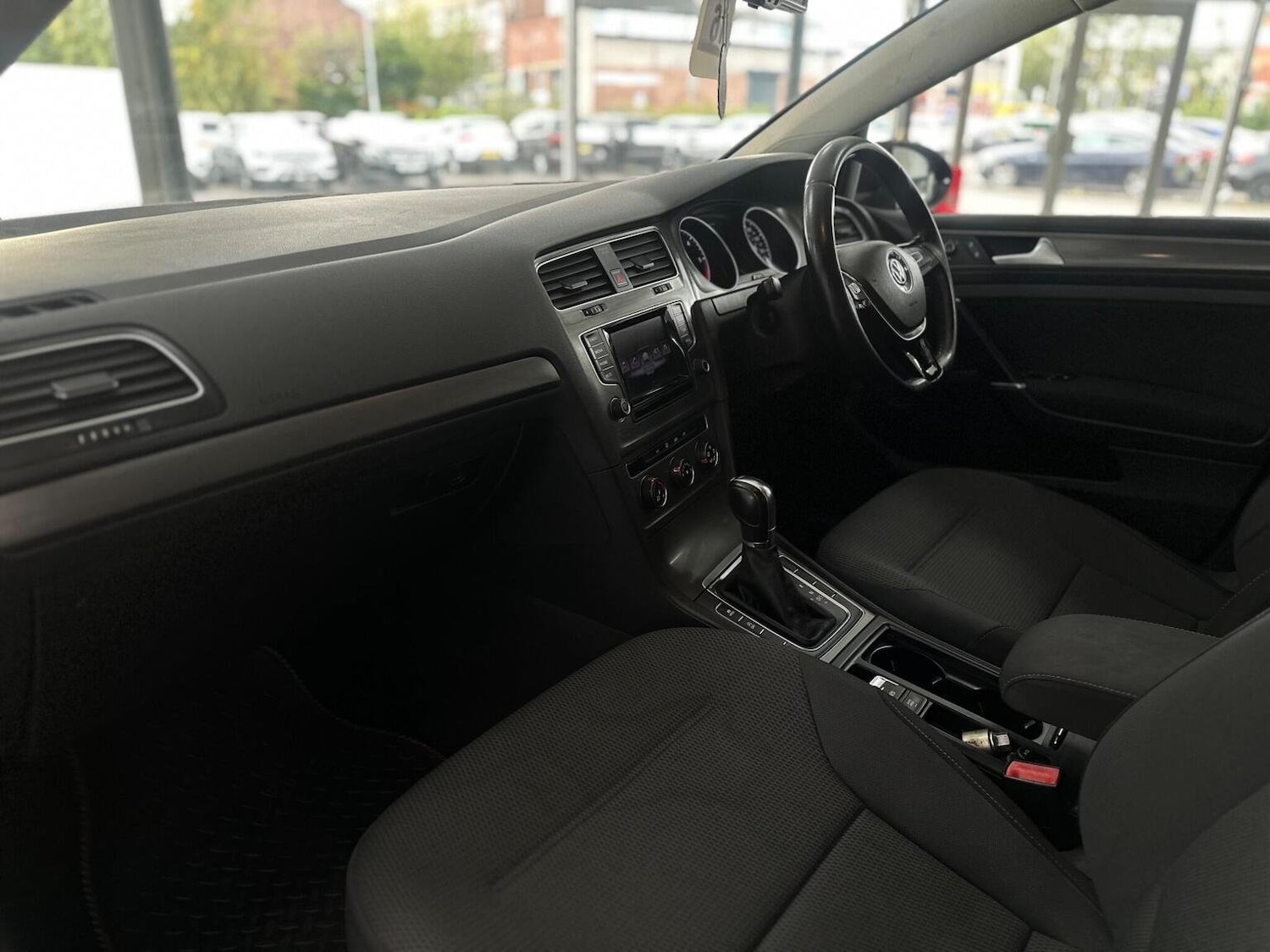 Used Volkswagen Golf 2013 for sale - 76957882: Photo 34