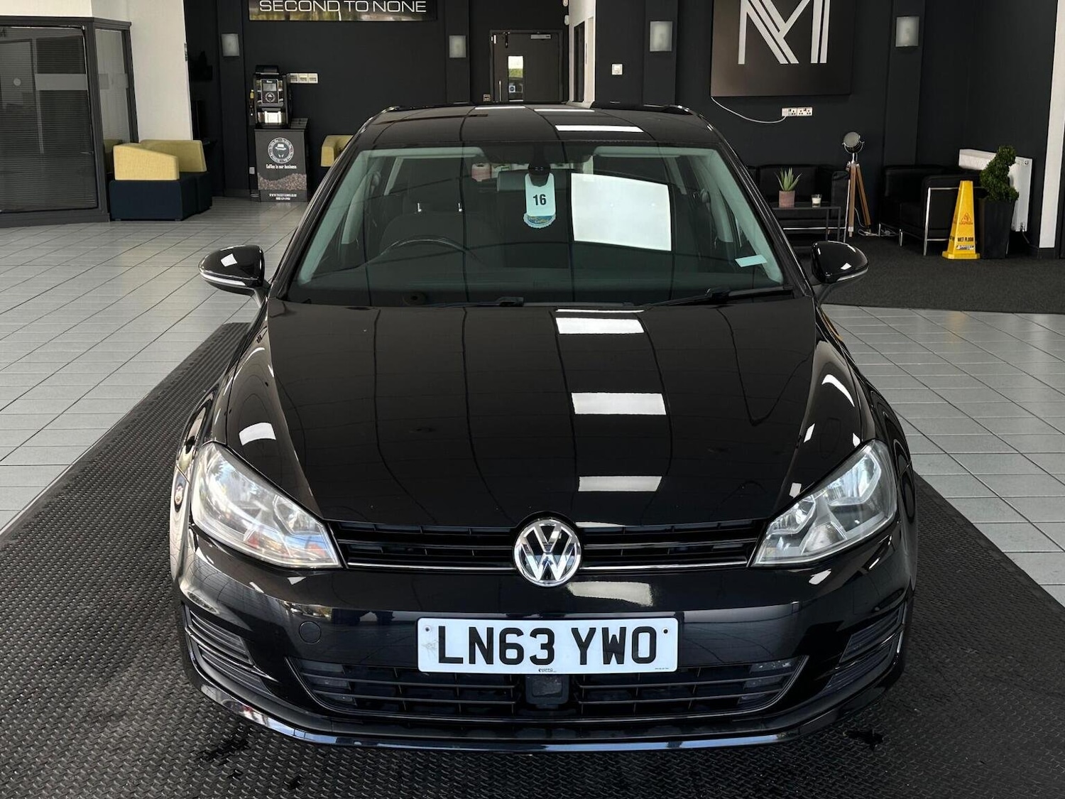 Used Volkswagen Golf 2013 for sale - 76957882: Photo 4